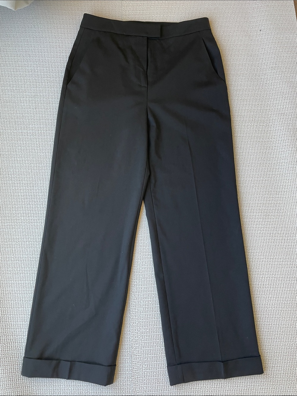 St. John Black straight leg, Tailored Dress Pants Sz 4
